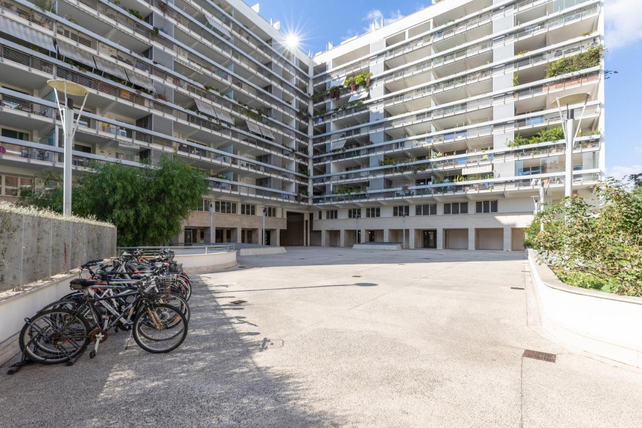 Penthouse With A Panoramic Rooftop In Trastevere With Seasonally Jacuzzi Rzym Zewnętrze zdjęcie
